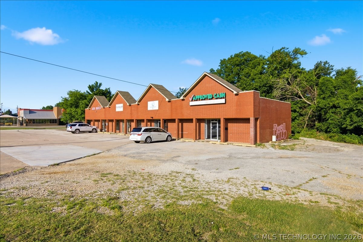 619 N Mississippi Property Photo 2