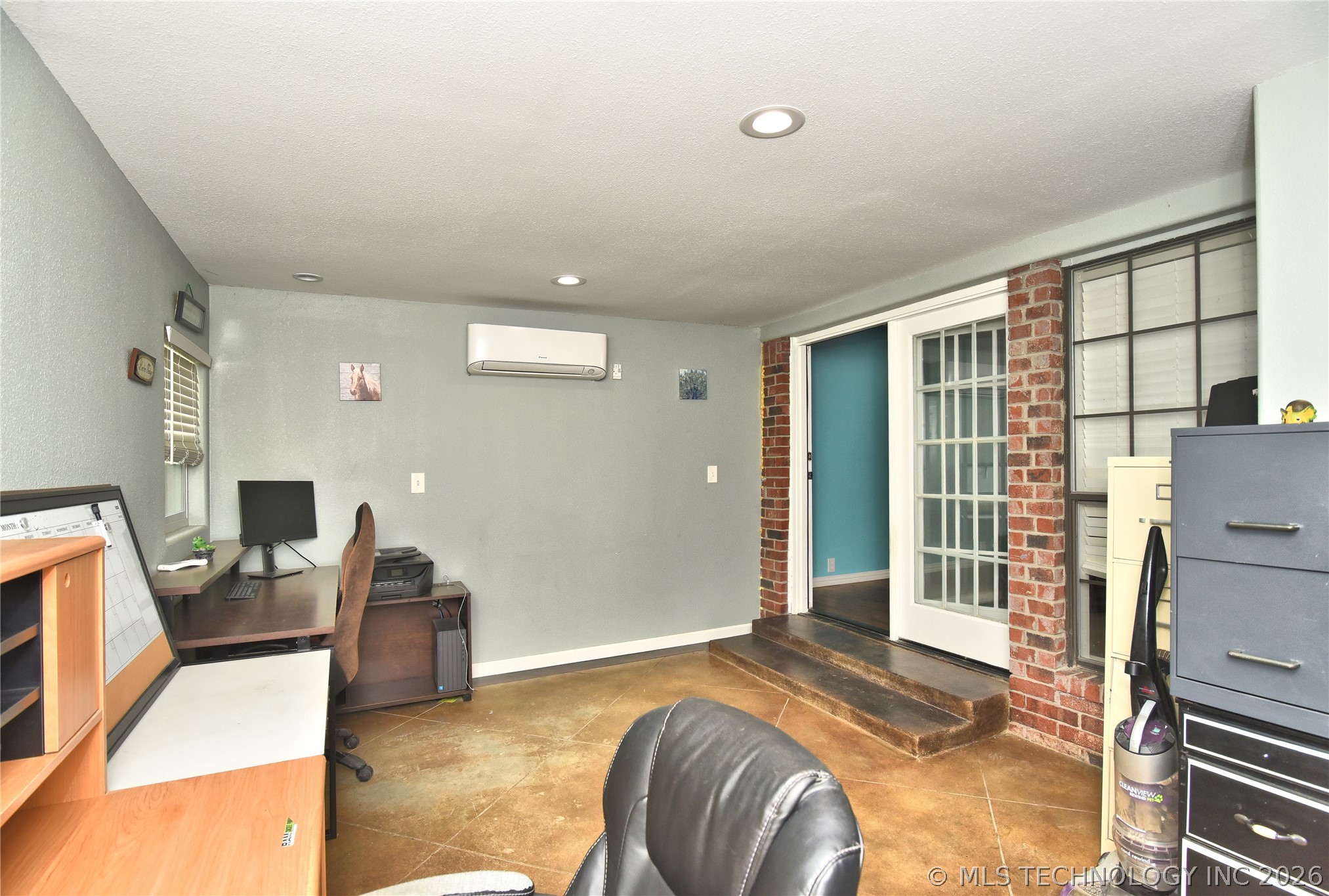 9419 Haskell Drive Nw Property Photo 8