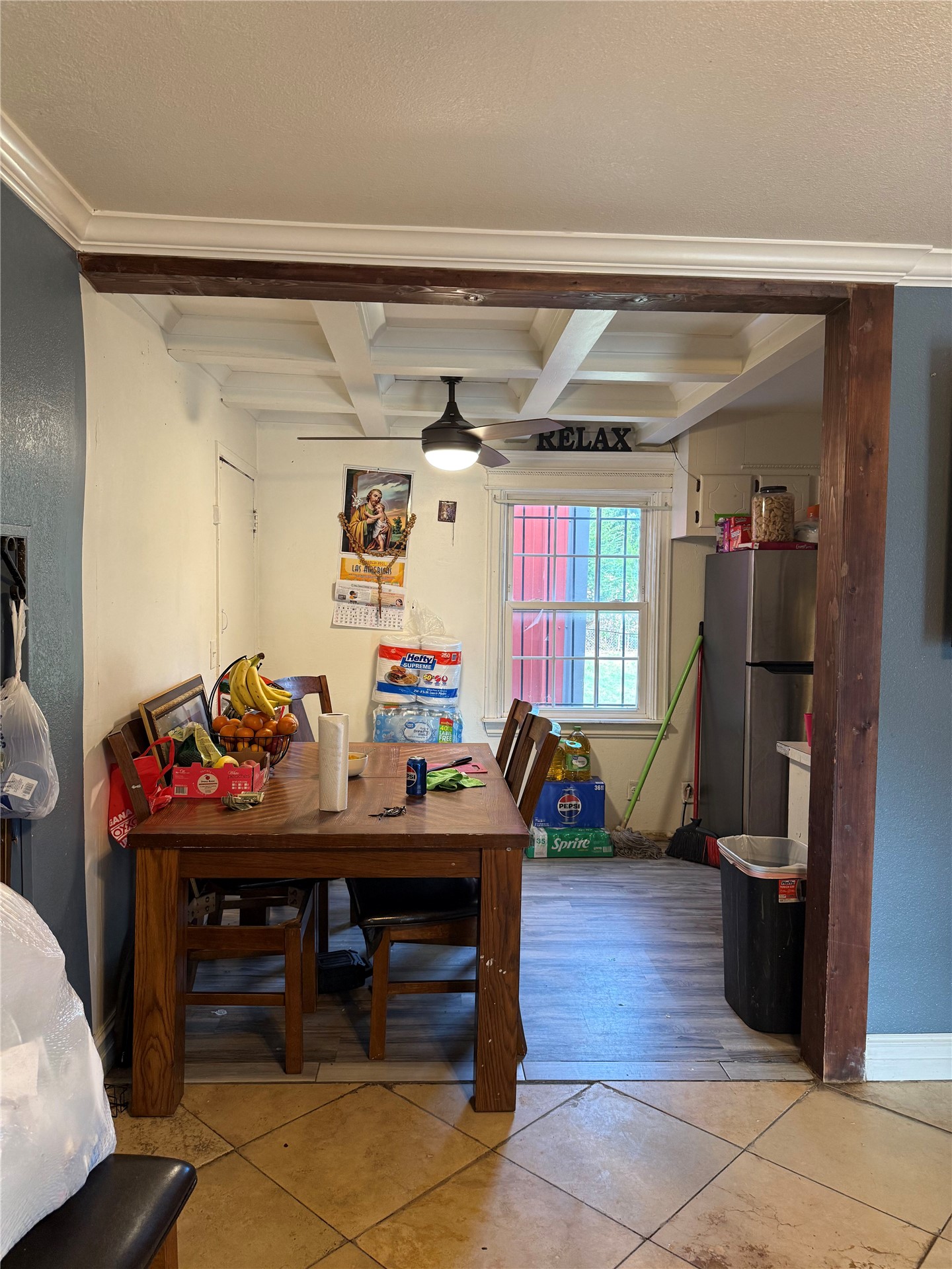 1029 N Irvington Avenue Property Photo 6