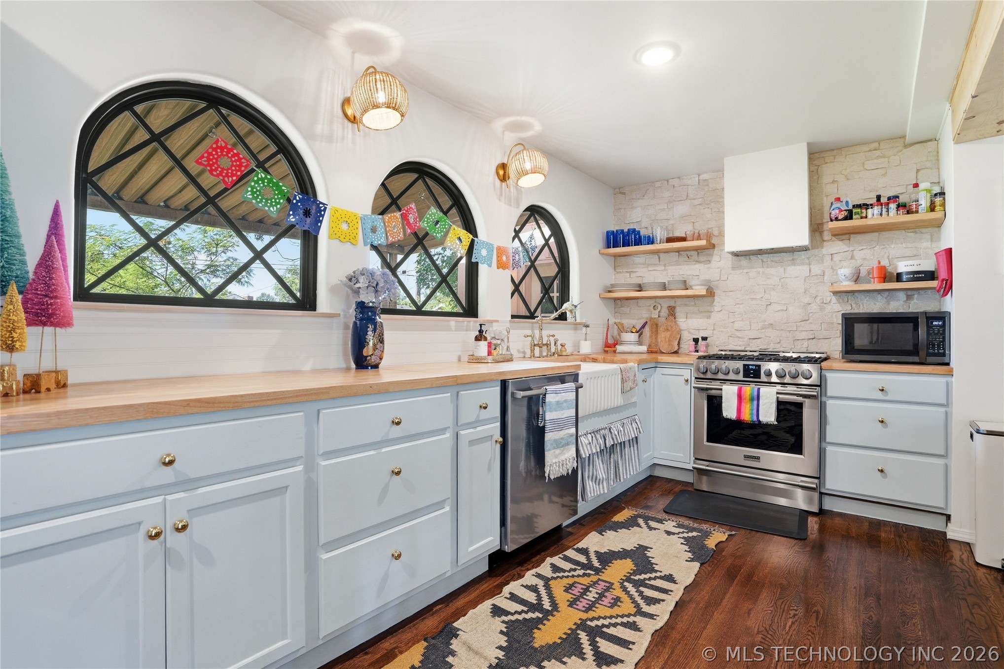 1904 E 14th Street Property Photo 13