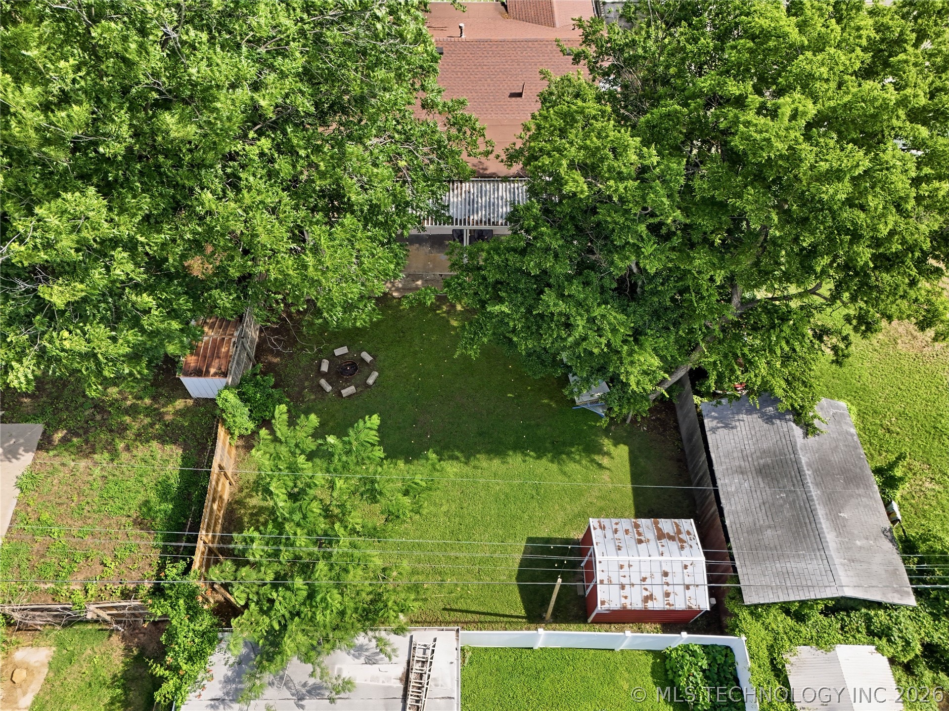 1904 E 14th Street Property Photo 35
