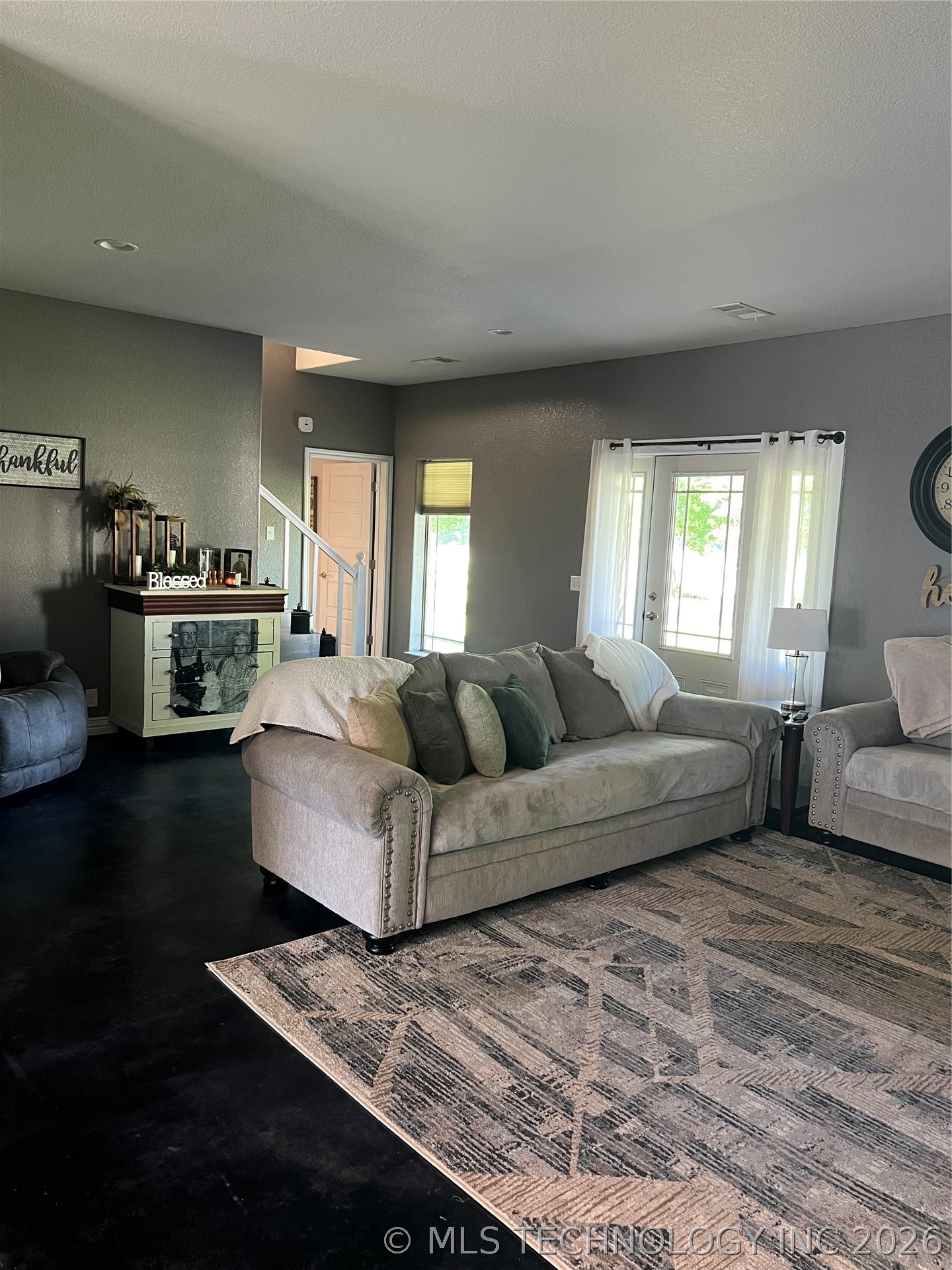 1091 N 4285 Property Photo 5