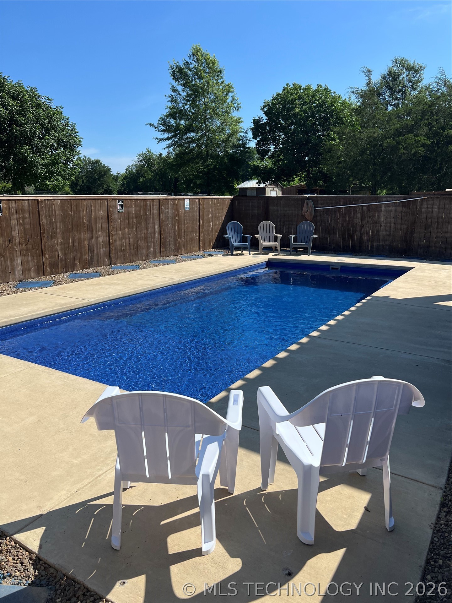1091 N 4285 Property Photo 26