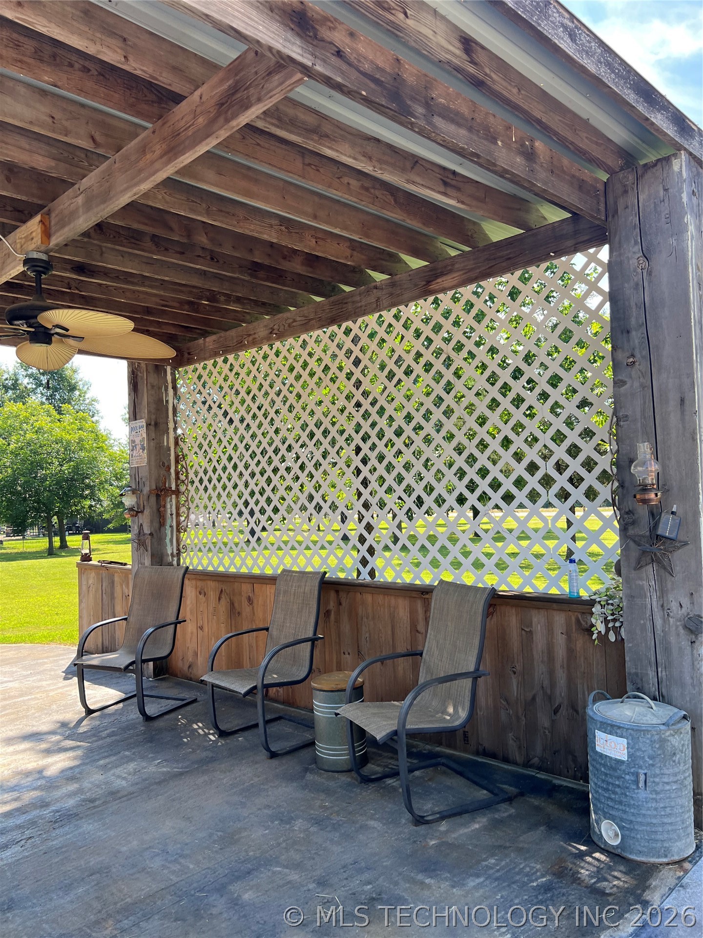 1091 N 4285 Property Photo 27