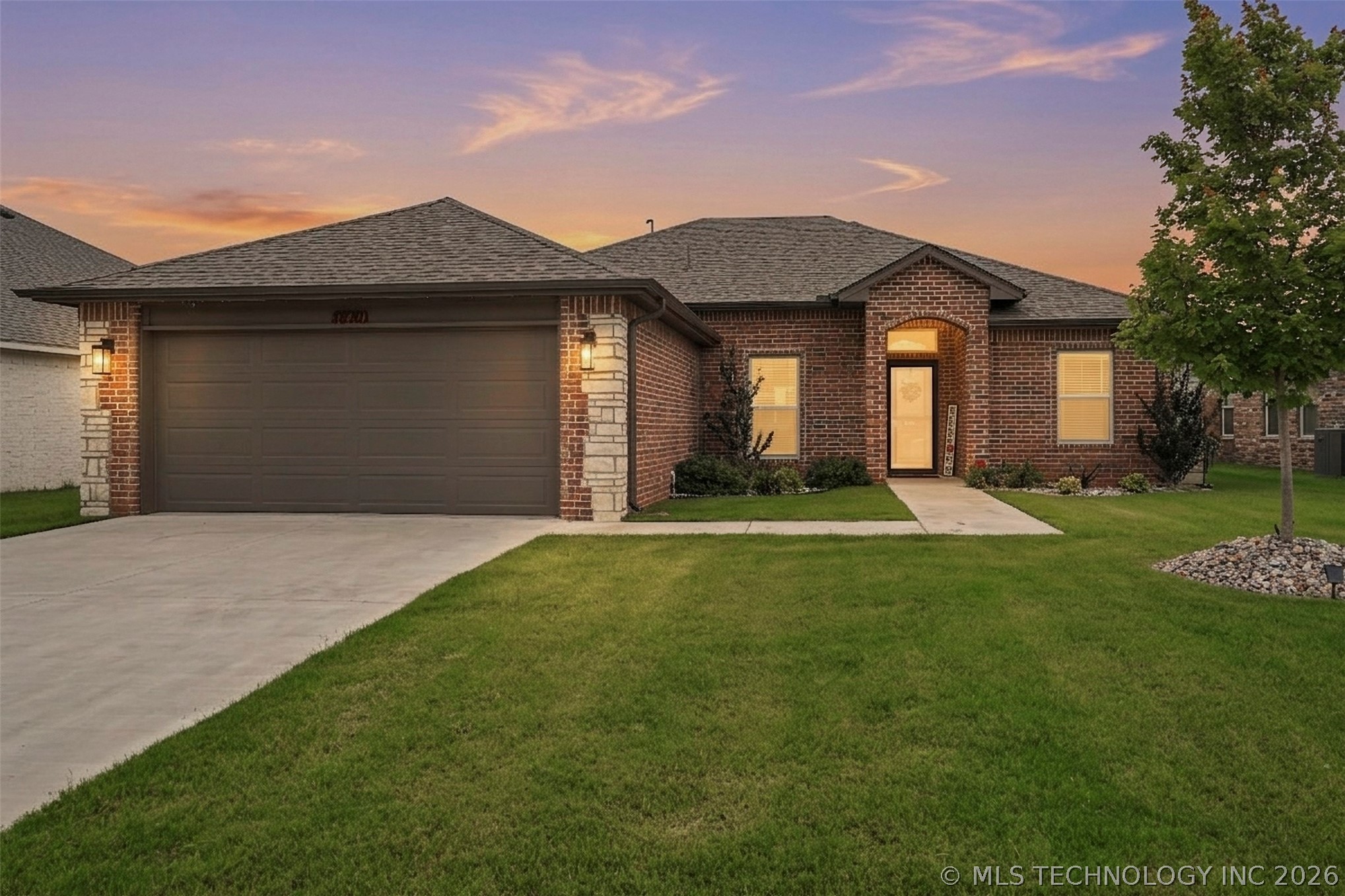 4820 E Galveston Place Property Photo 1