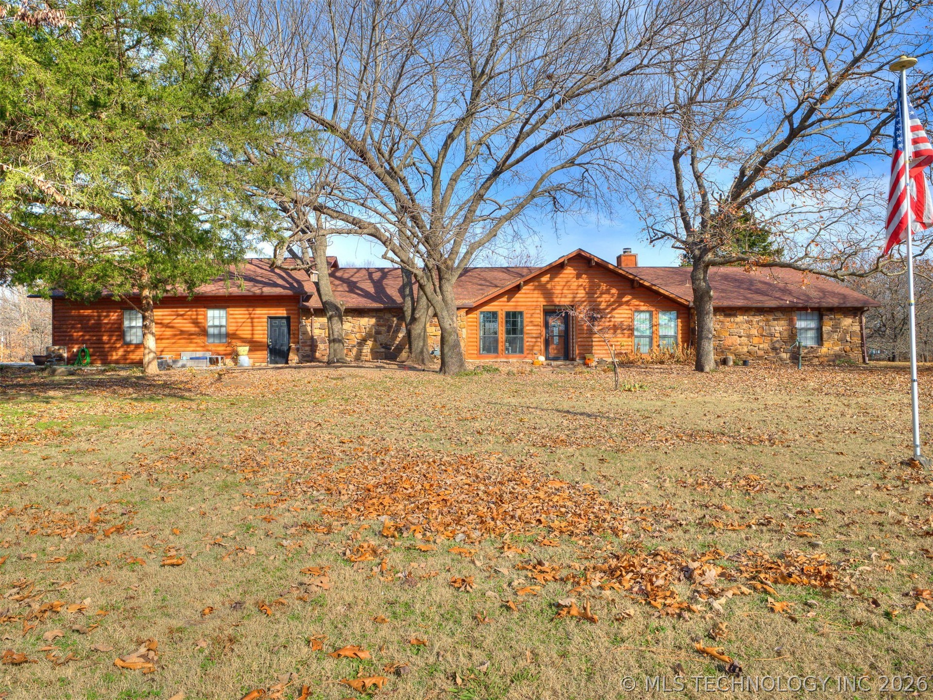 26 Lakeview Drive