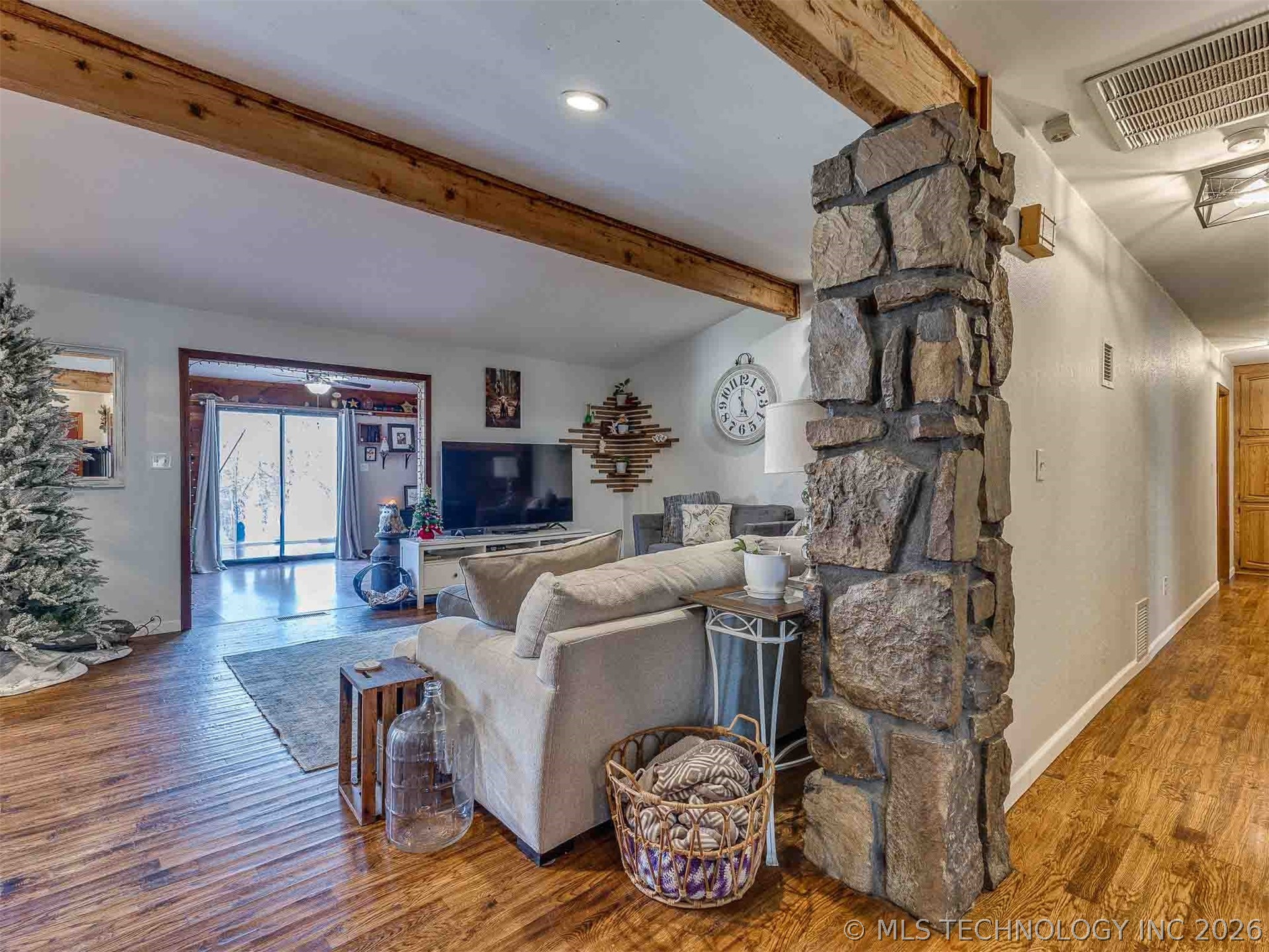26 Lakeview Drive Property Photo 4