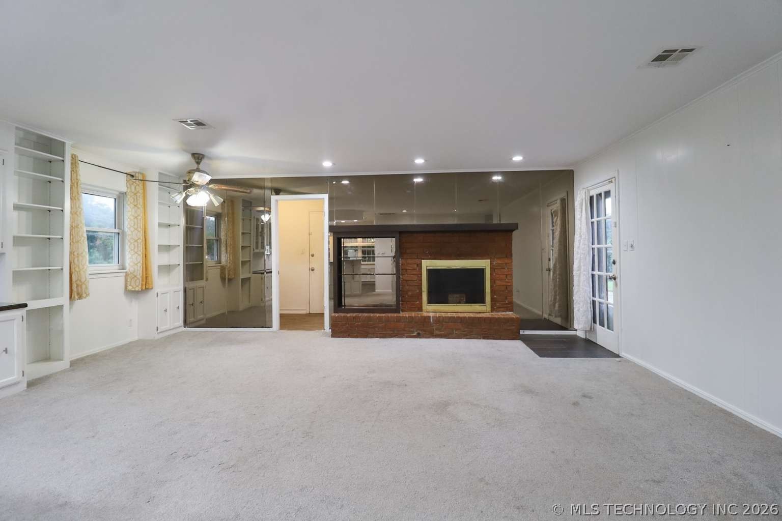 9527 E 34th Street Property Photo 13