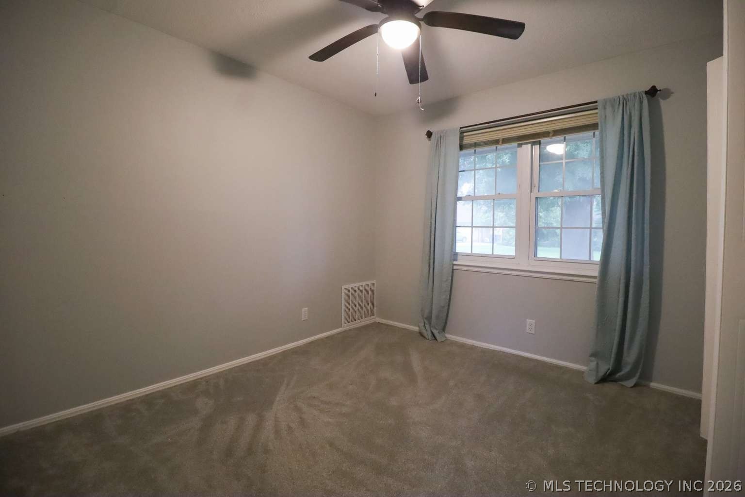9527 E 34th Street Property Photo 23