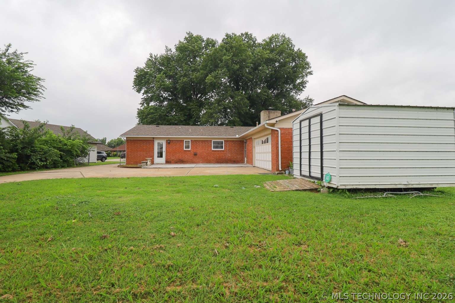 9527 E 34th Street Property Photo 35
