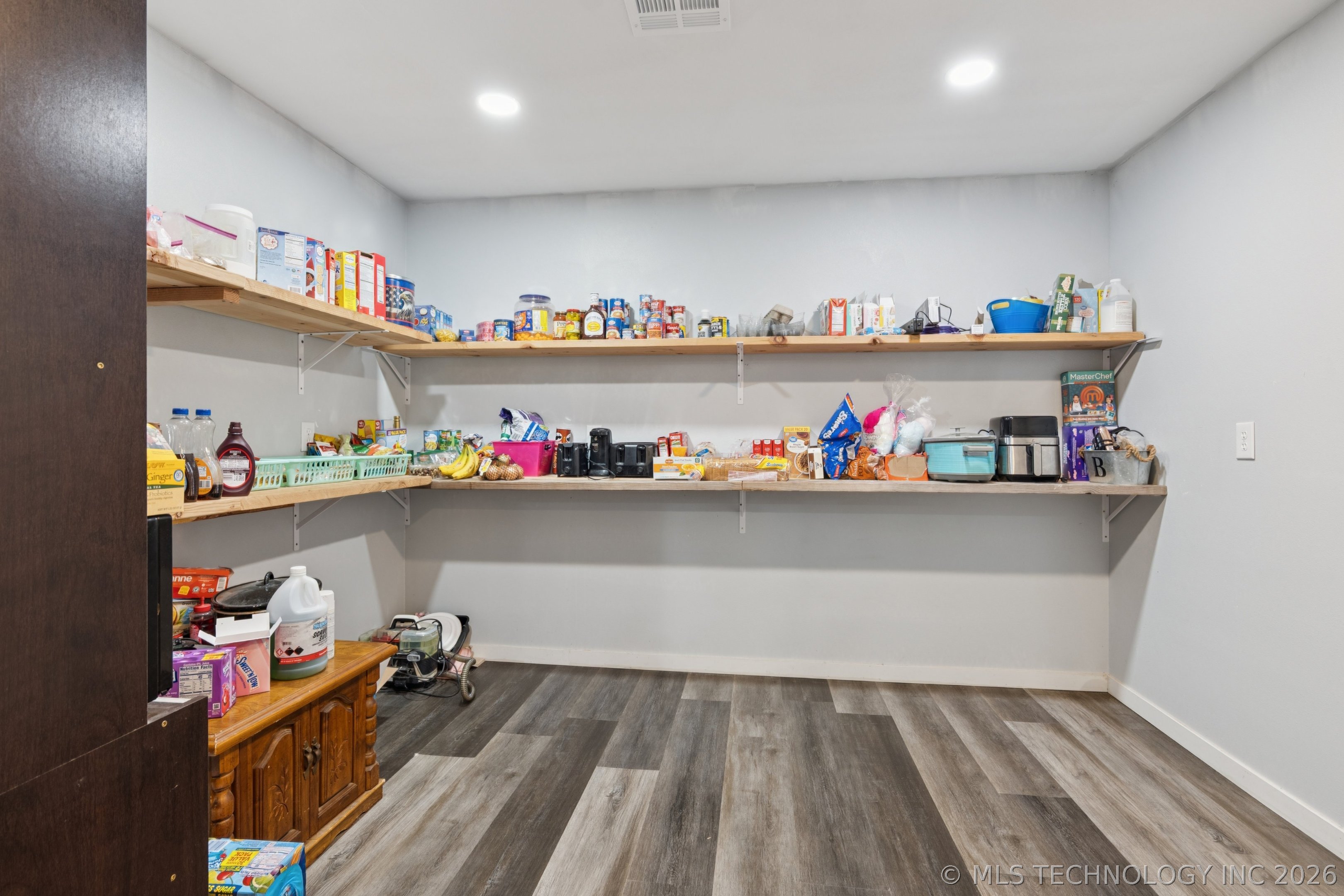2801 E 480 Property Photo 13