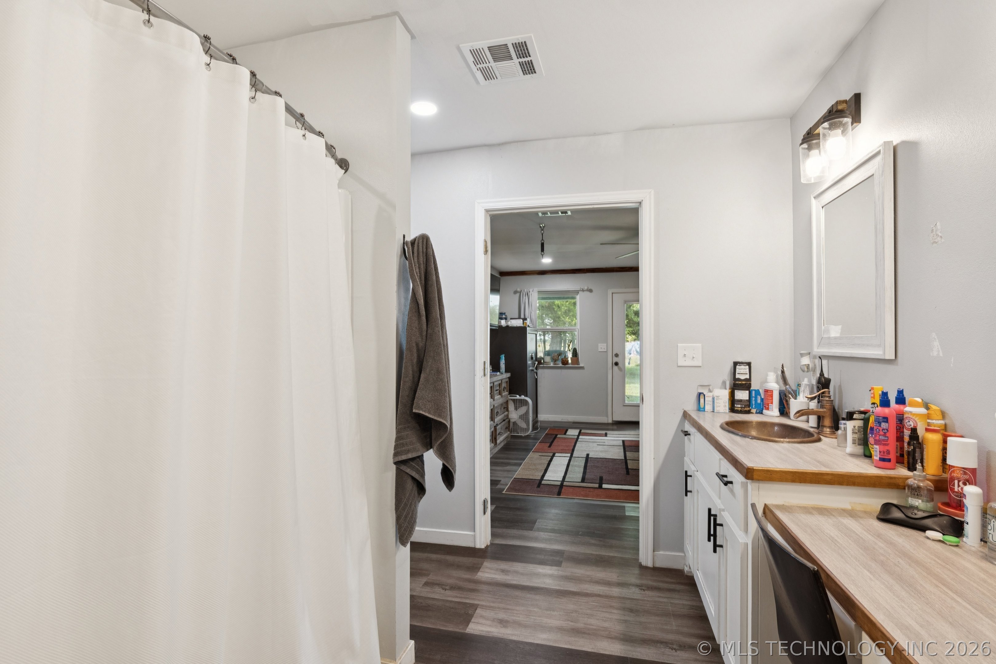2801 E 480 Property Photo 17