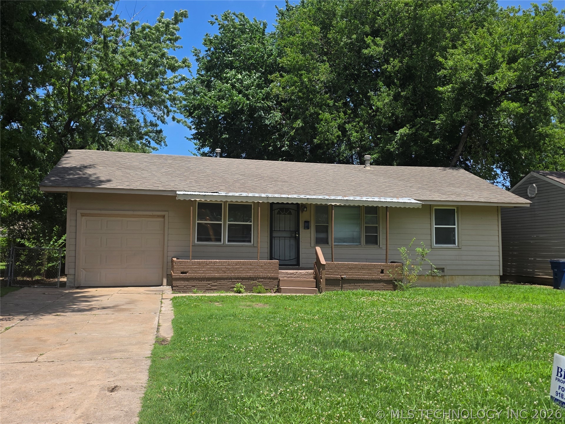 5933 E Latimer Street Property Photo 1