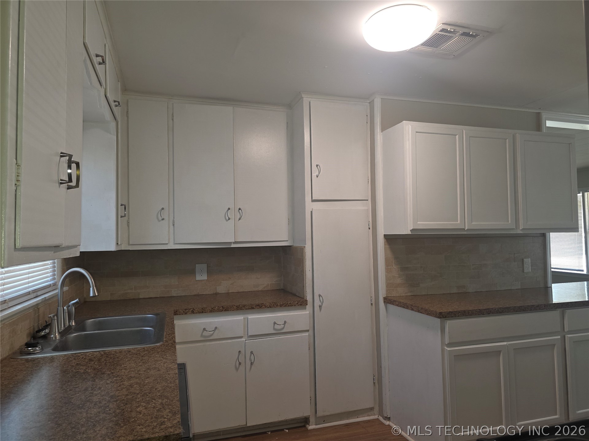 5933 E Latimer Street Property Photo 10