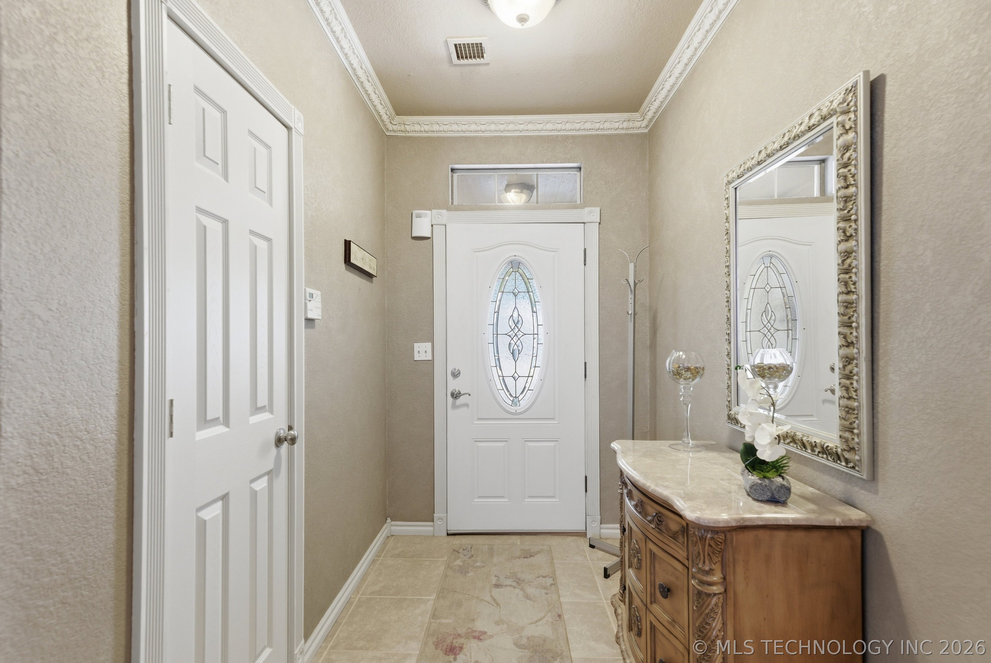1085 E 138th Street Property Photo 5