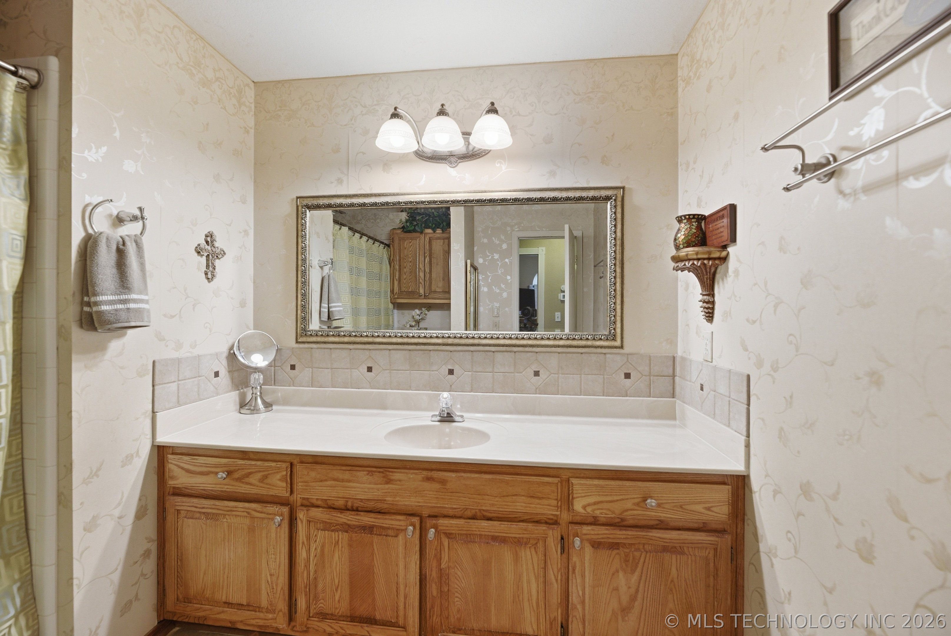 1085 E 138th Street Property Photo 21