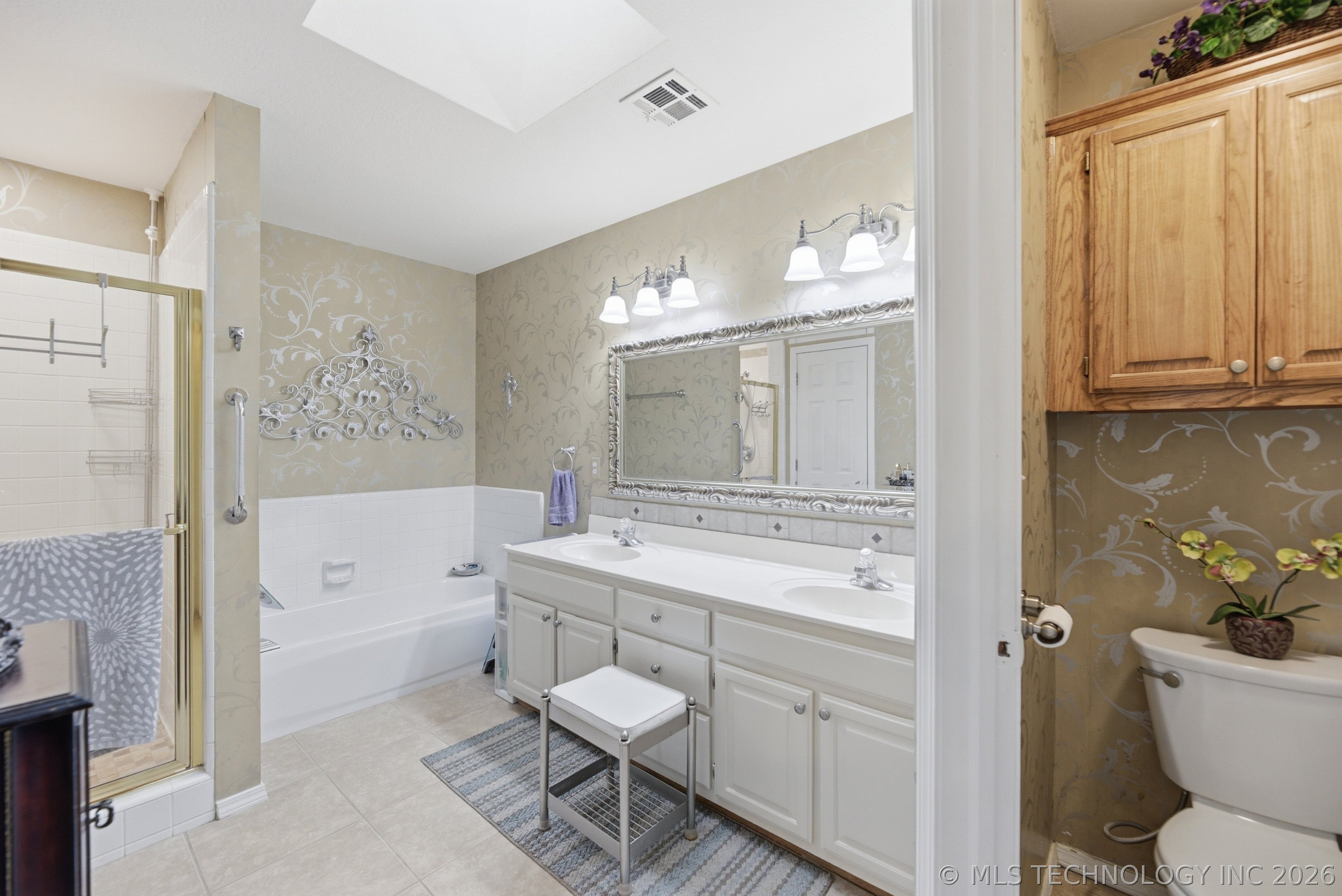 1085 E 138th Street Property Photo 24