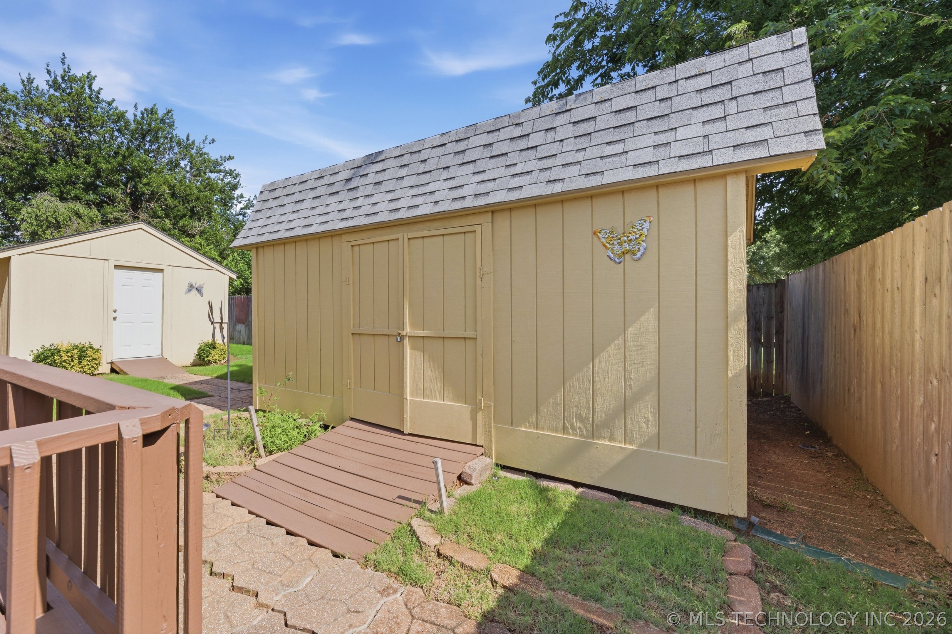 1085 E 138th Street Property Photo 29