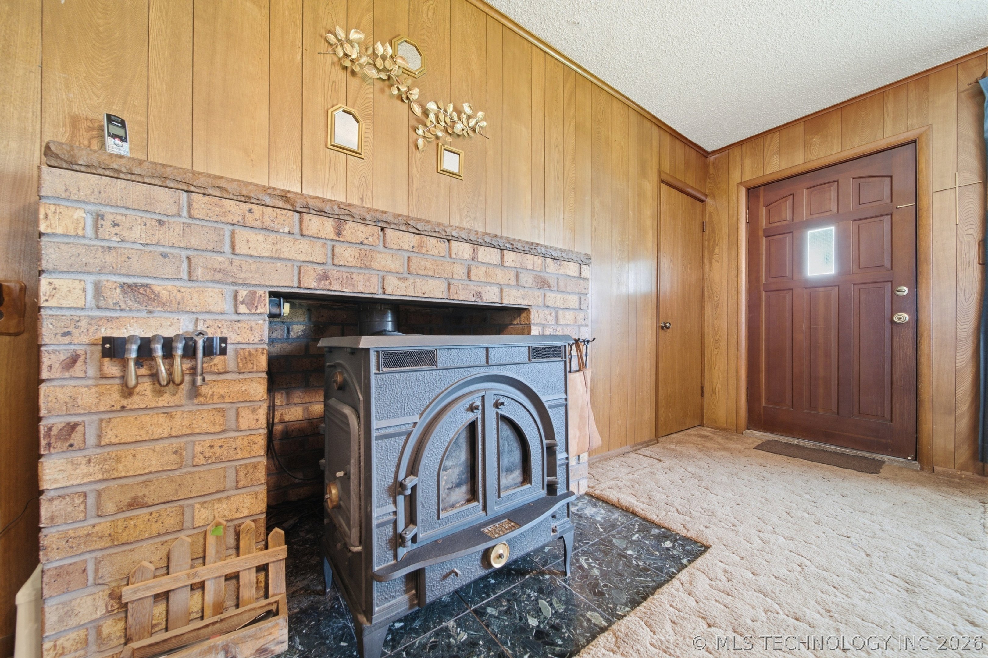 16870 S Yale Avenue Property Photo 8