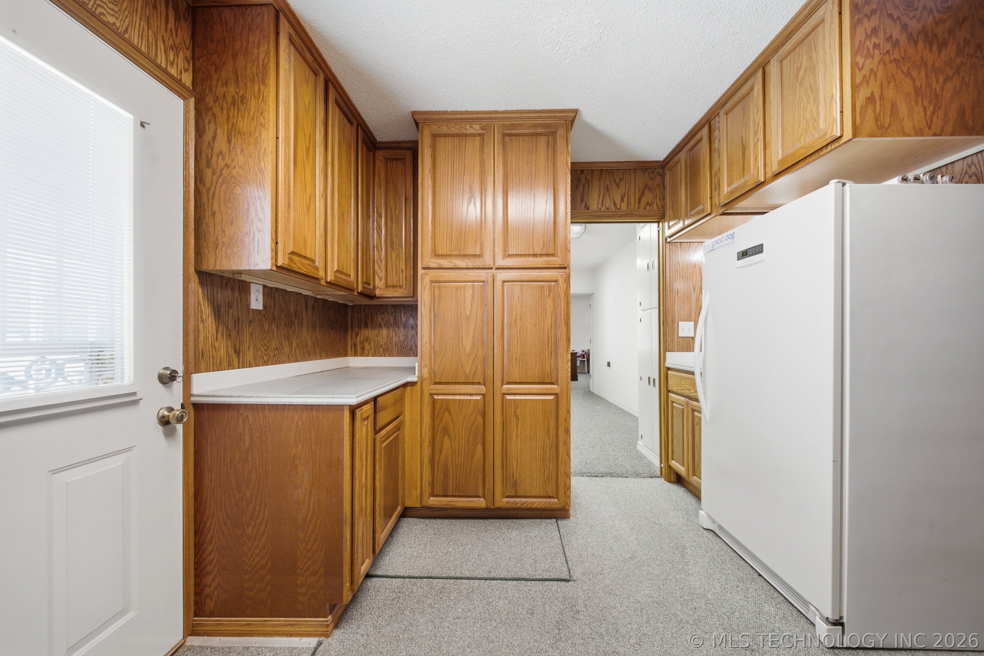 16870 S Yale Avenue Property Photo 12