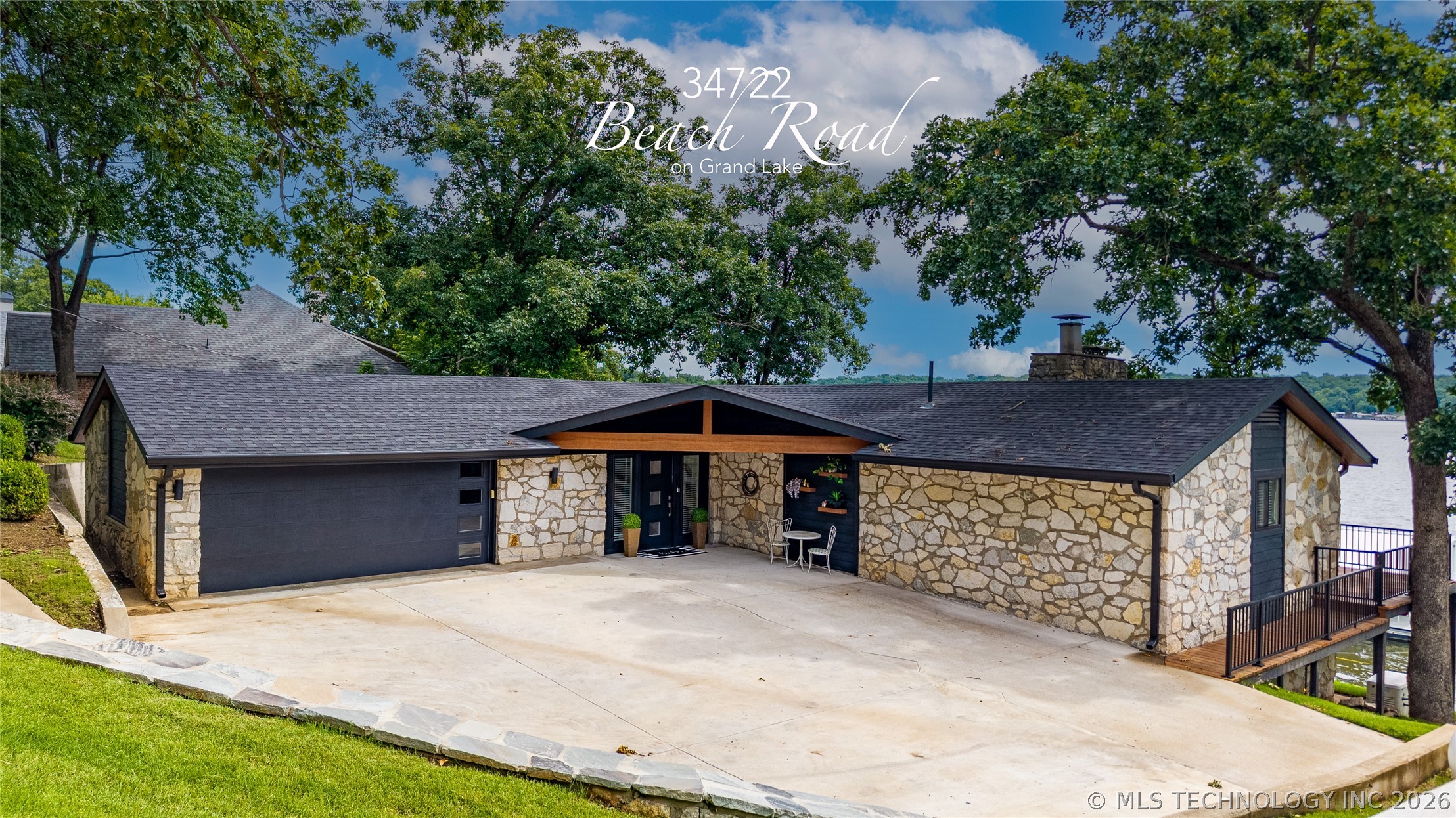 34722 Beach Road Property Photo 4
