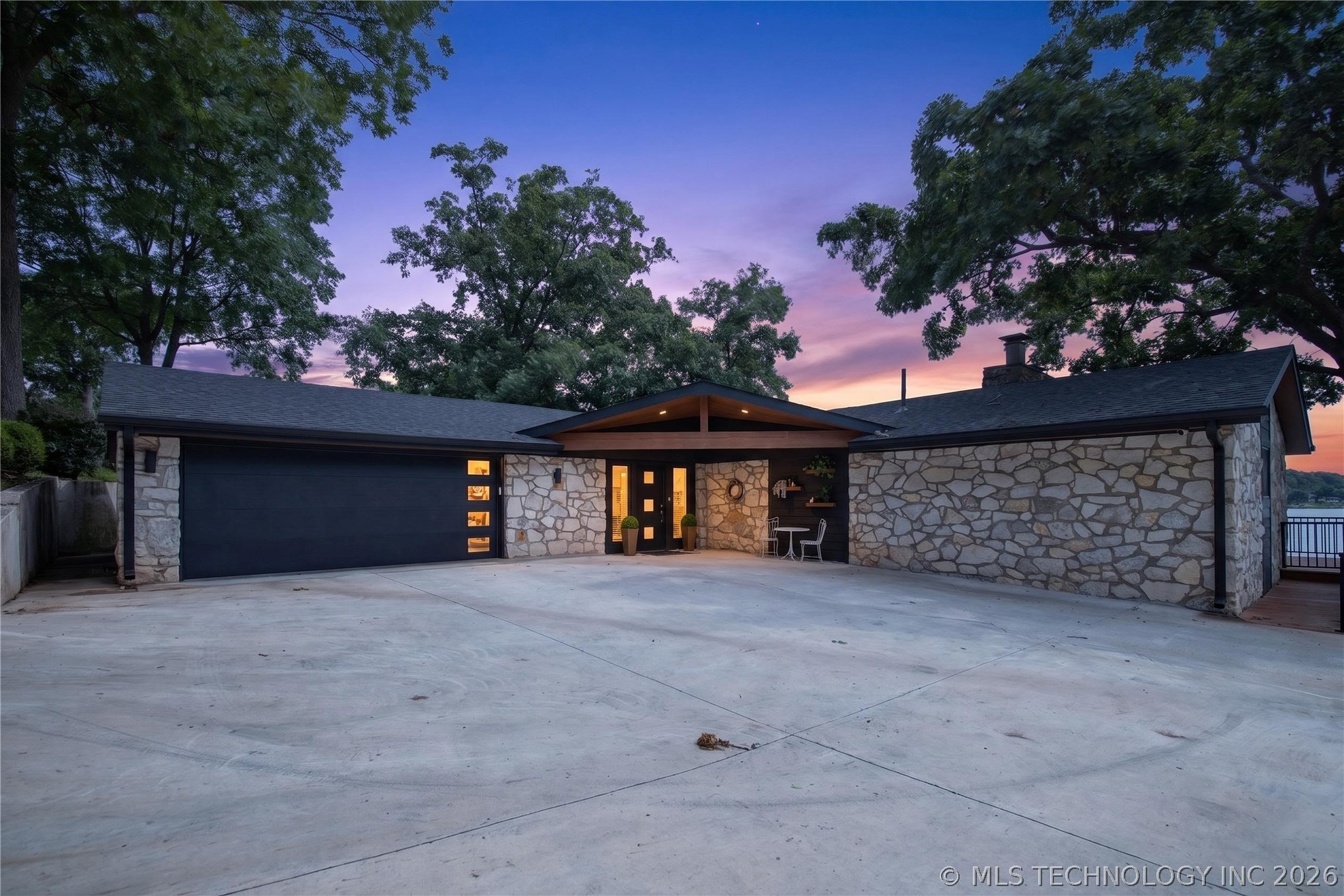 34722 Beach Road Property Photo 10