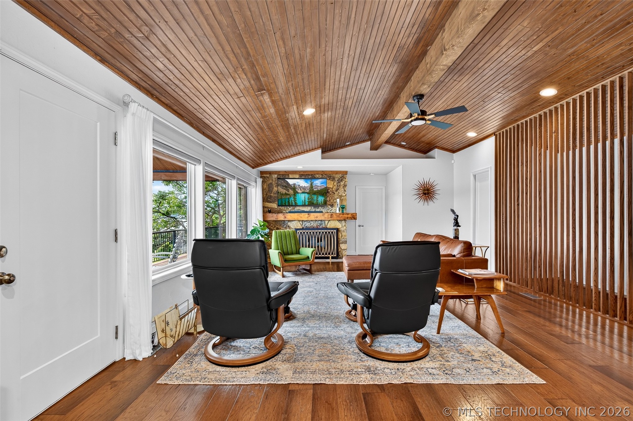 34722 Beach Road Property Photo 27