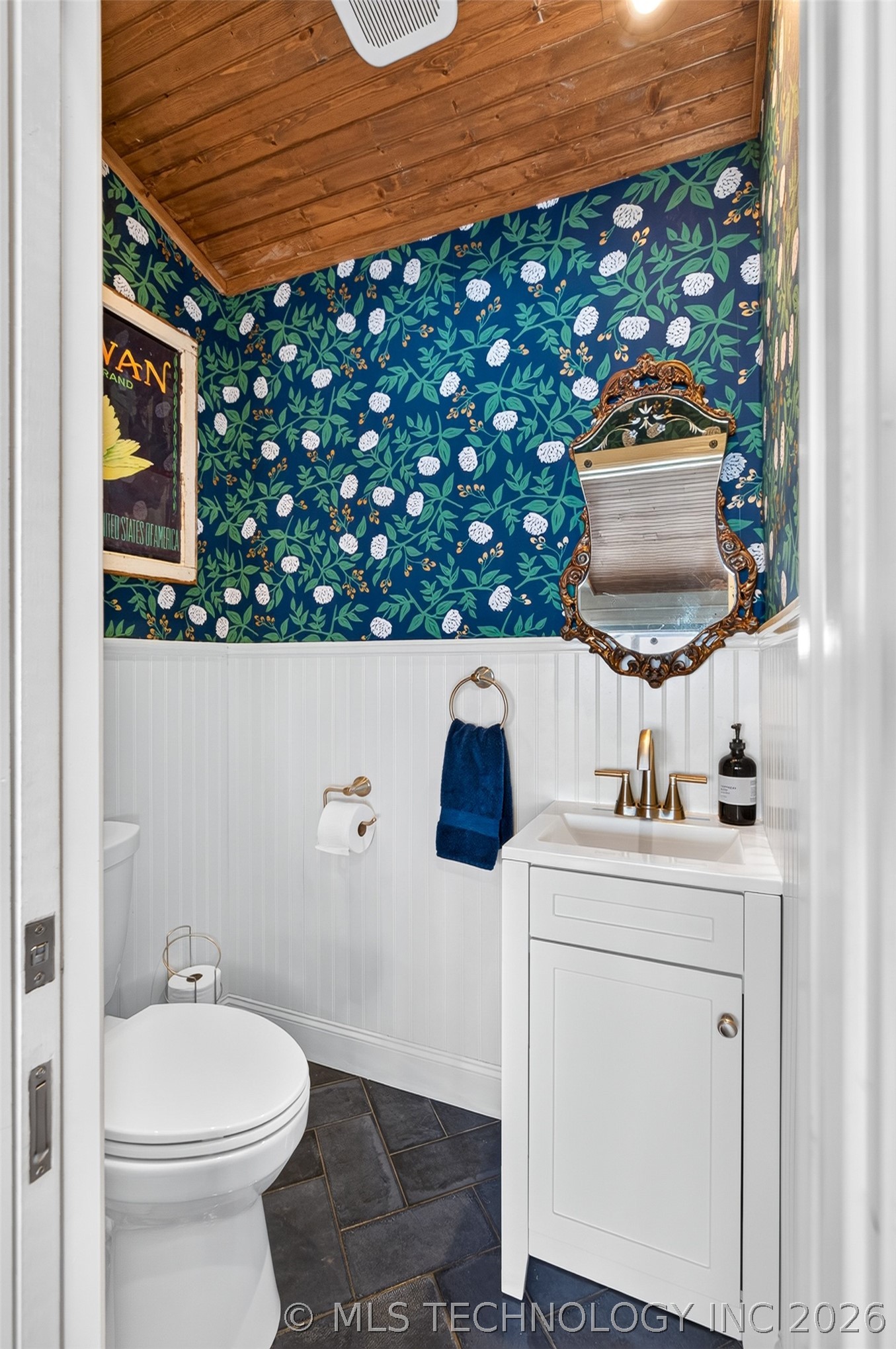 34722 Beach Road Property Photo 28