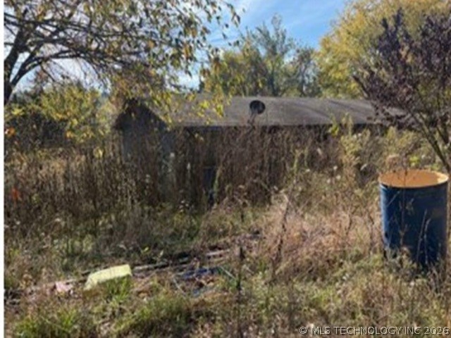 23653 Independence Road Property Photo 2