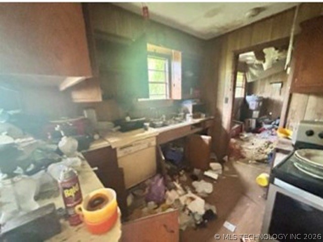 23653 Independence Road Property Photo 4