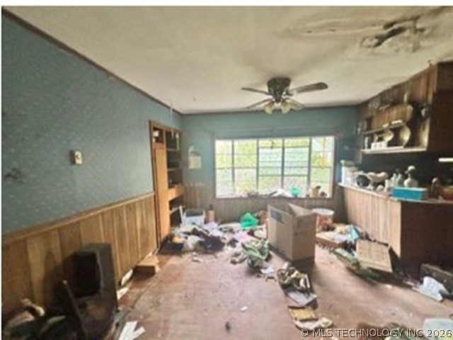 23653 Independence Road Property Photo 5