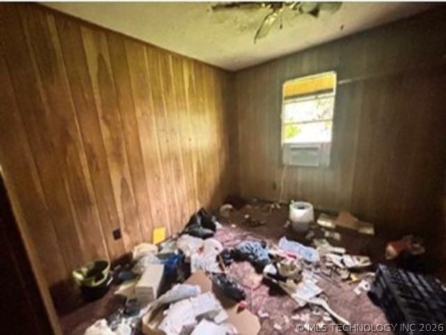 23653 Independence Road Property Photo 6