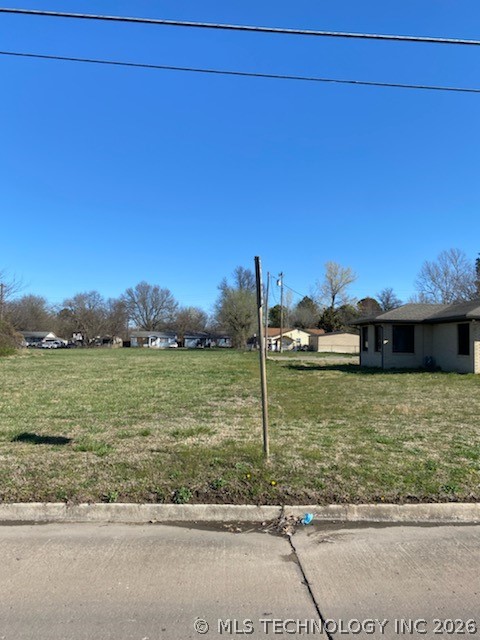 Broadway Street Property Photo 1