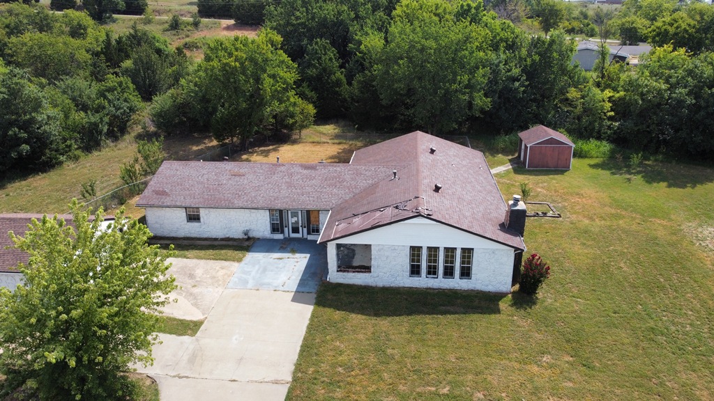 156 County Road 3237 Property Photo 2