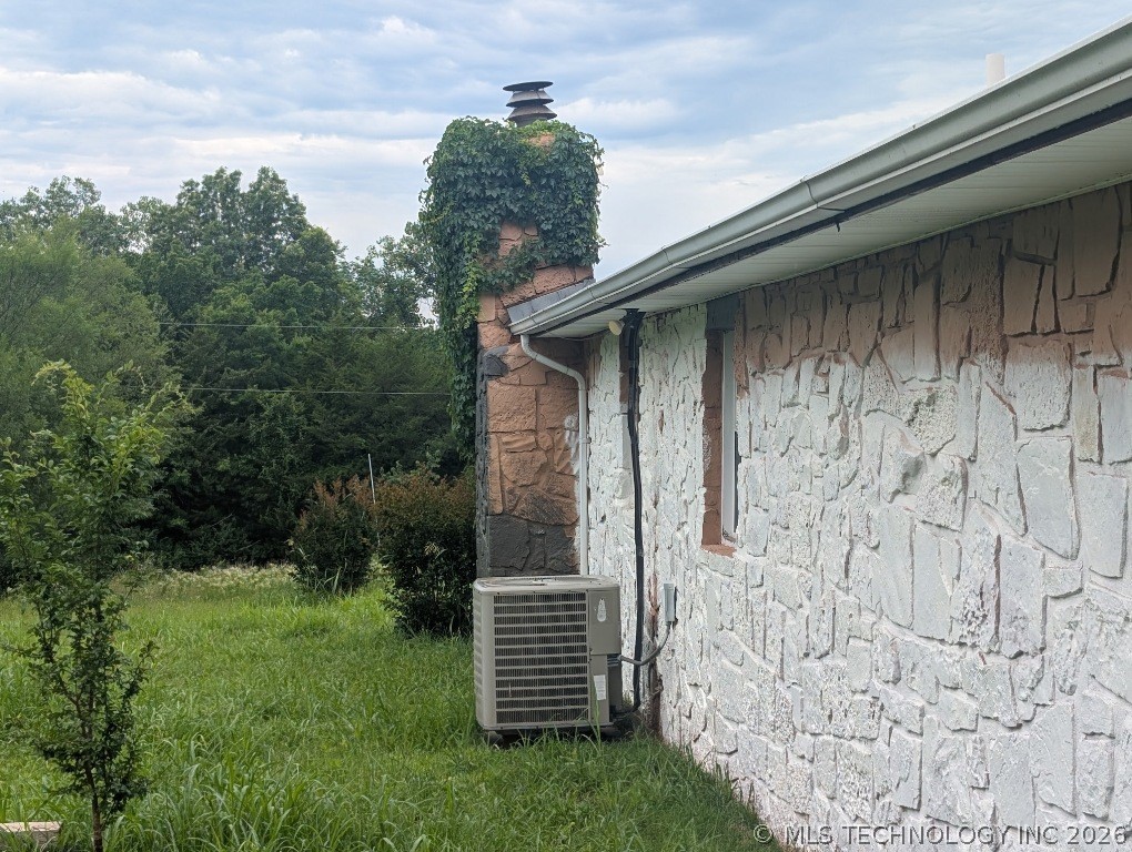 156 County Road 3237 Property Photo 16
