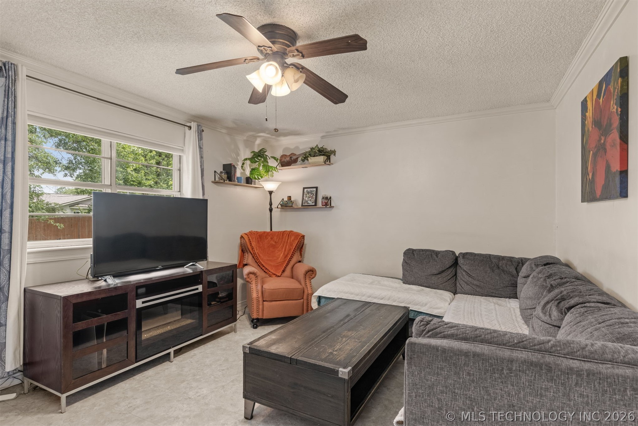 11411 E 37th Place Property Photo 13