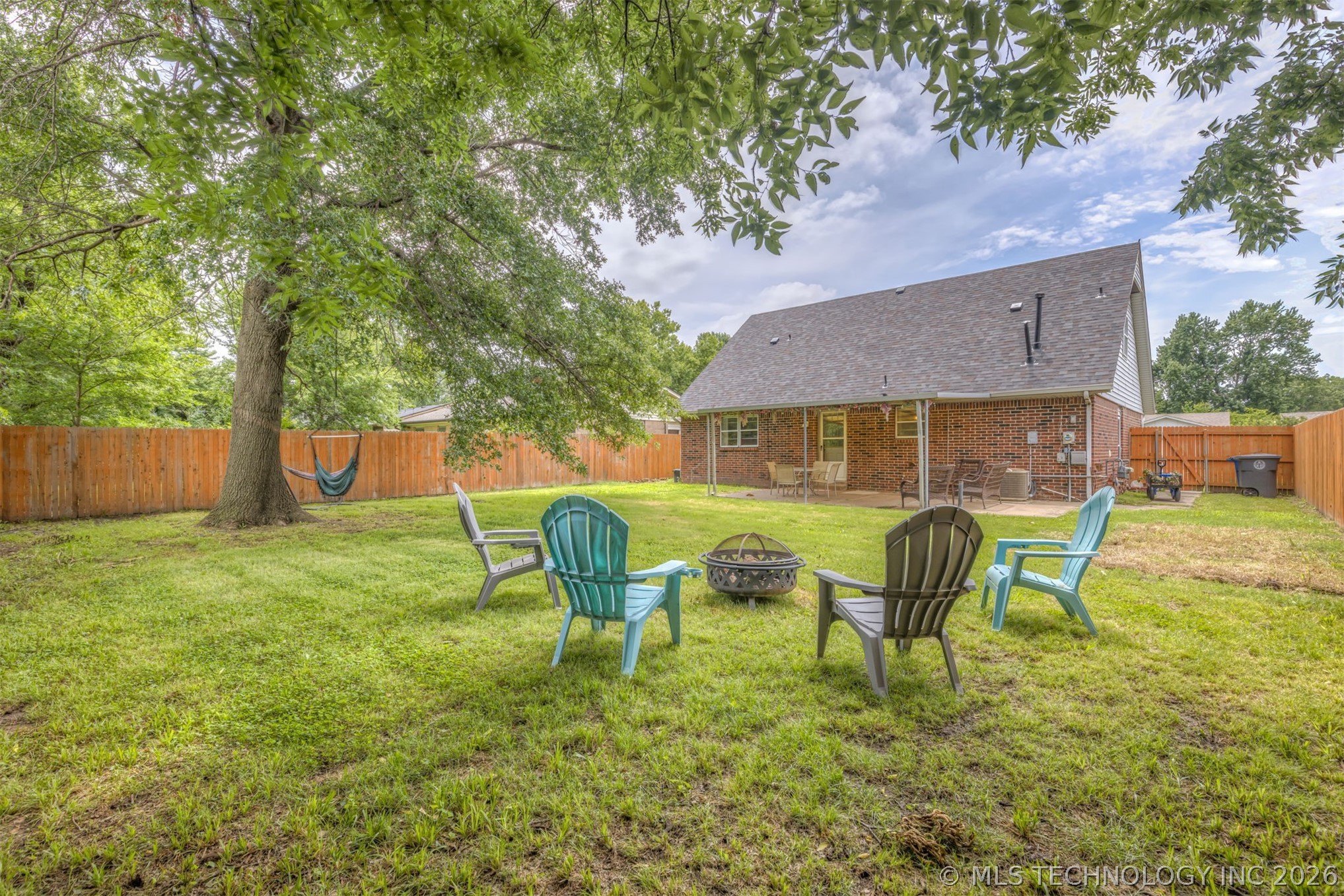 11411 E 37th Place Property Photo 31