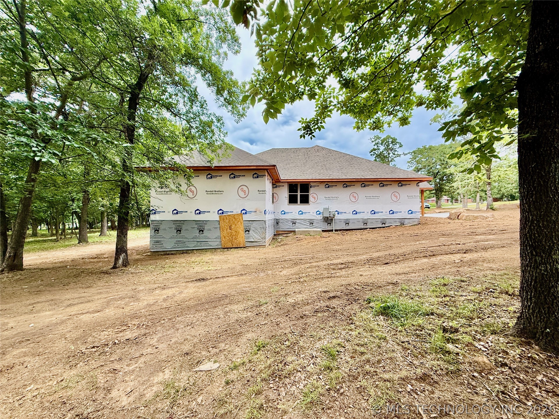 418210 E 1200 Property Photo 10