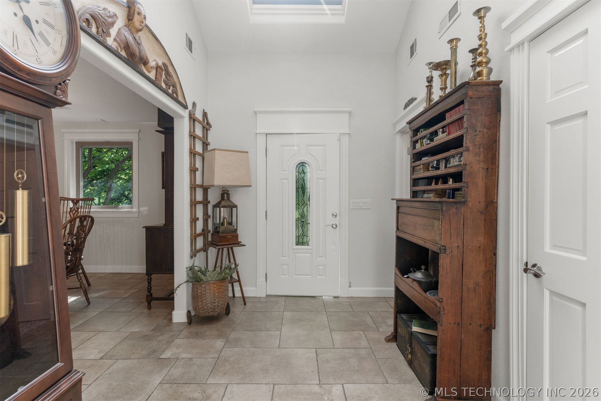 11541 S 4120 Road Property Photo 6