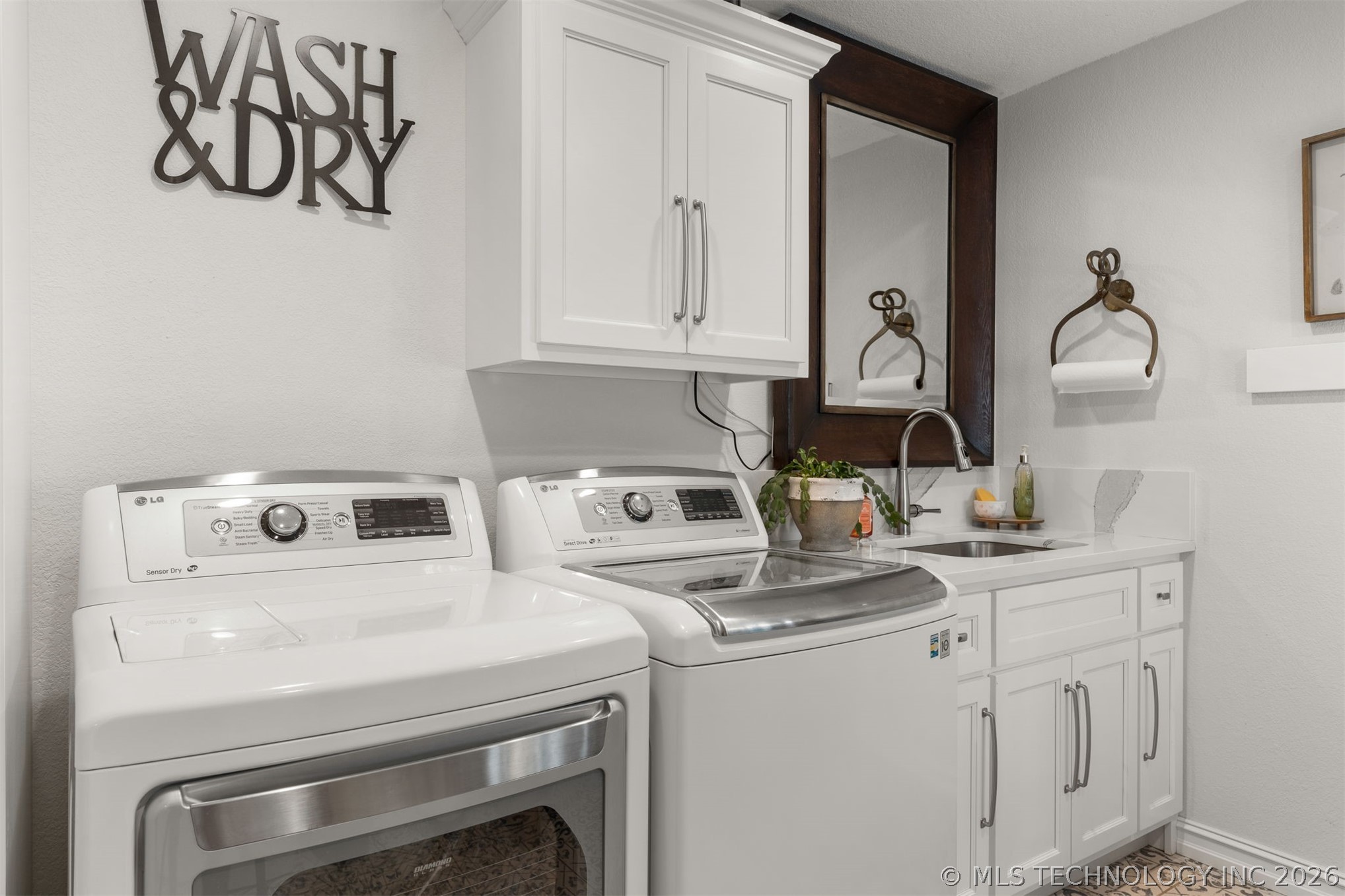 11541 S 4120 Road Property Photo 52