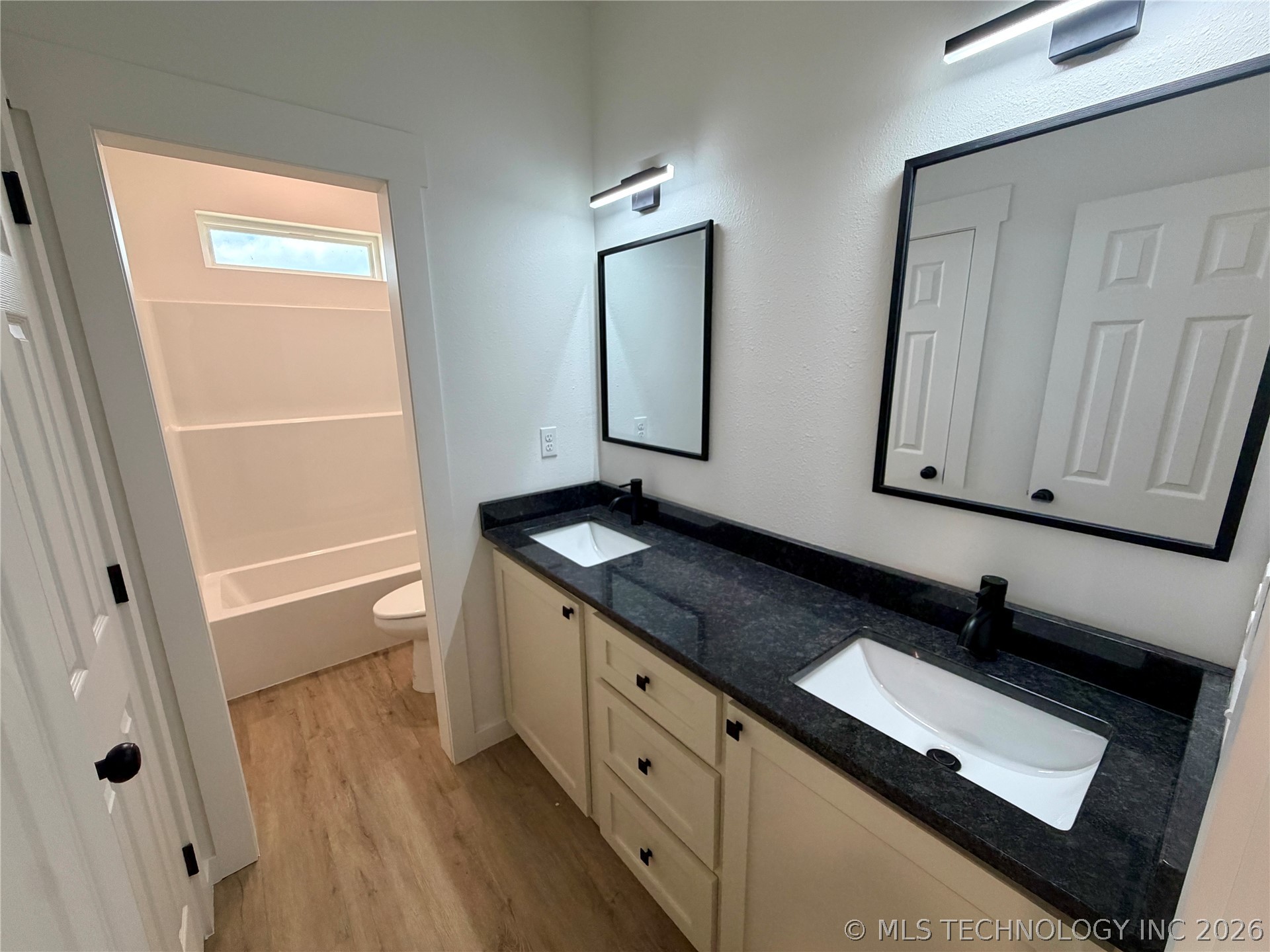 5582 S Julian Boulevard Property Photo 23