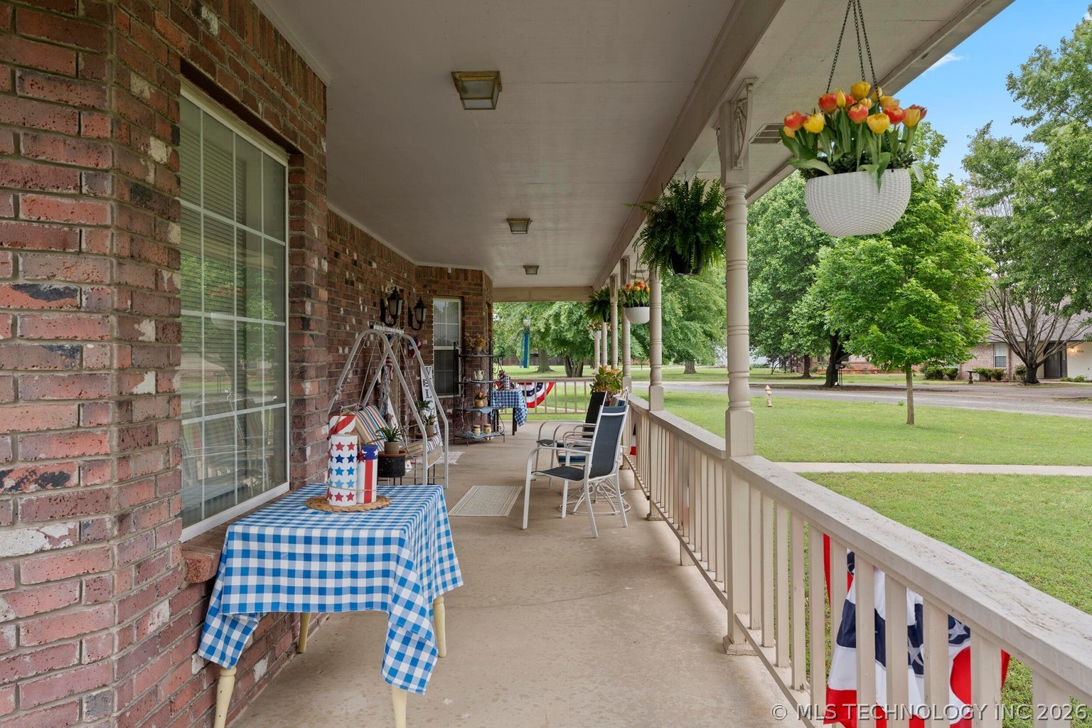 1035 Hillside Road Property Photo 5