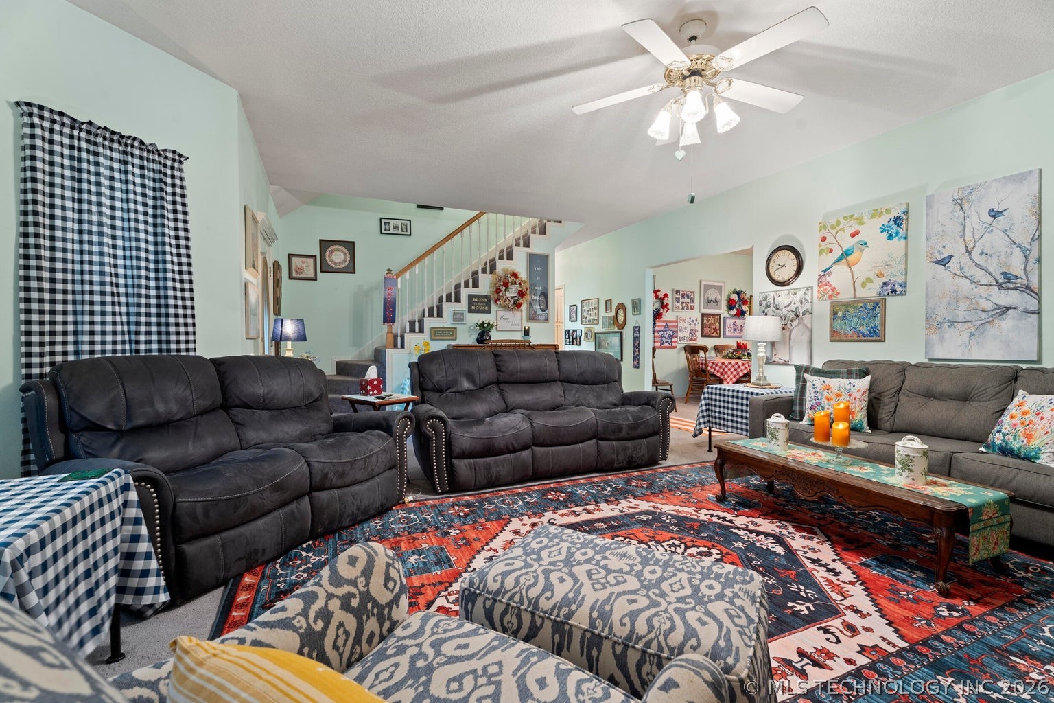 1035 Hillside Road Property Photo 8