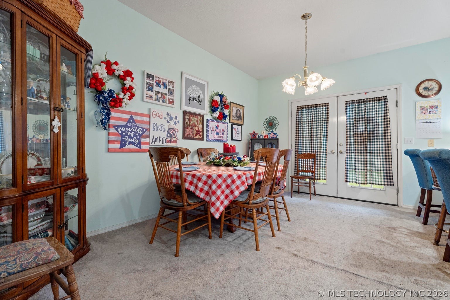 1035 Hillside Road Property Photo 11