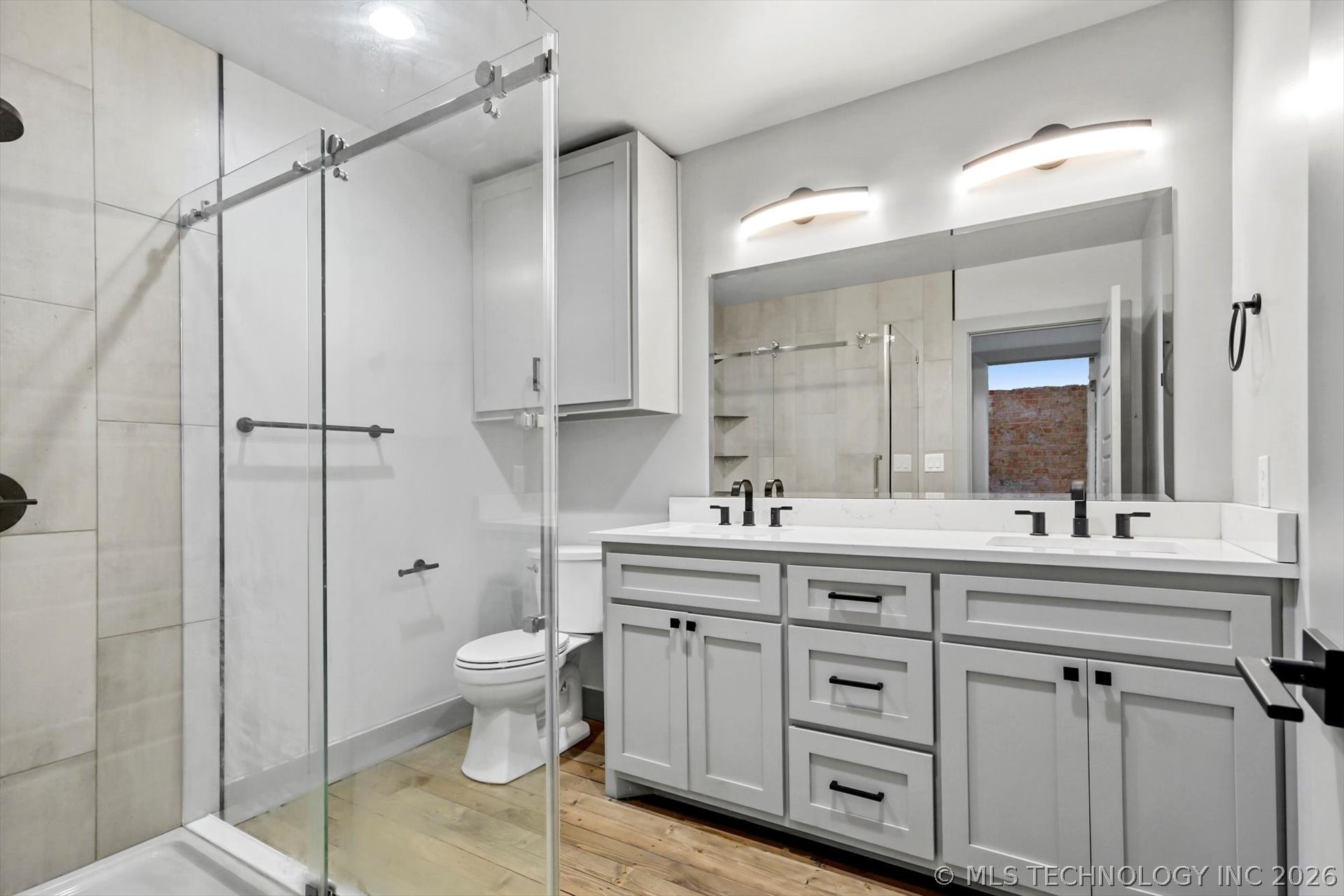 216 E Rogers Boulevard A & B Property Photo 17