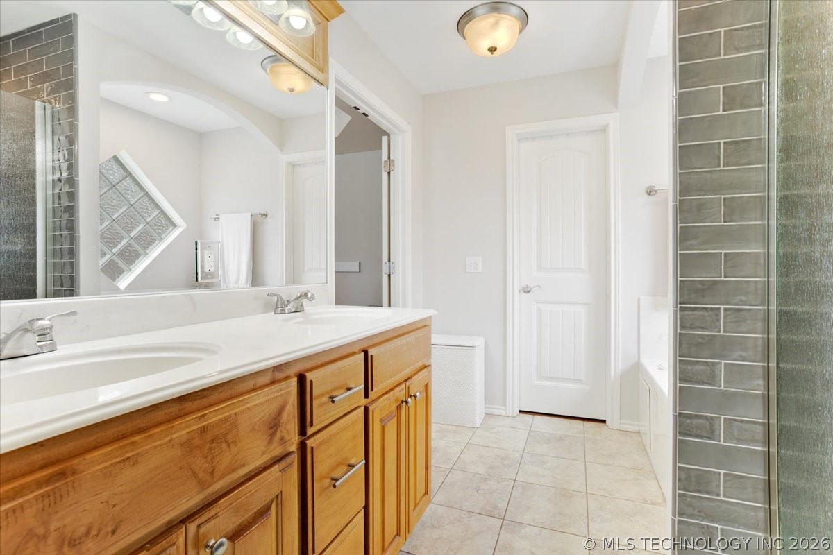 1114 Beretta Property Photo 27