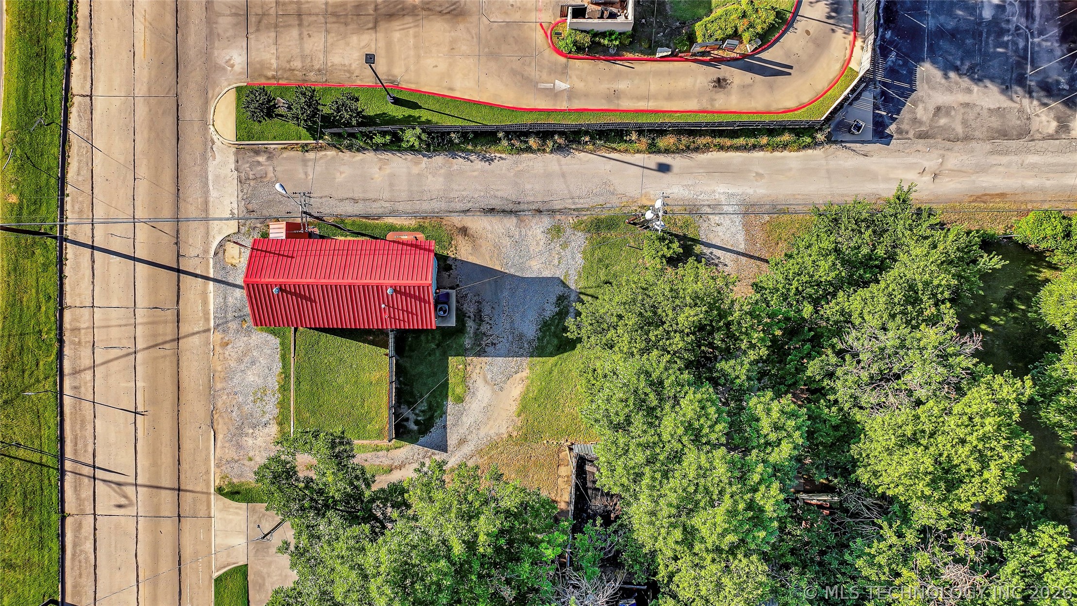 116 S Commerce Property Photo 8