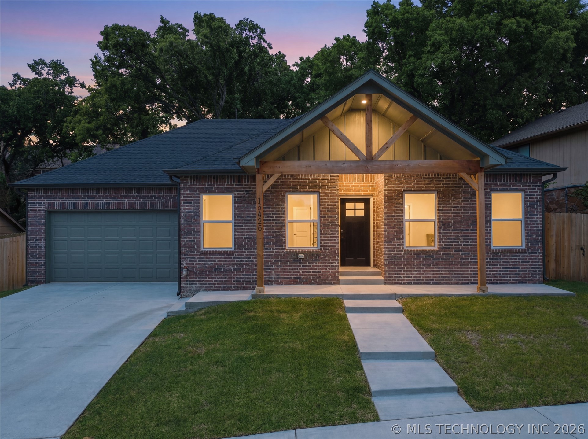 13835 E 27th Place E Property Photo 2