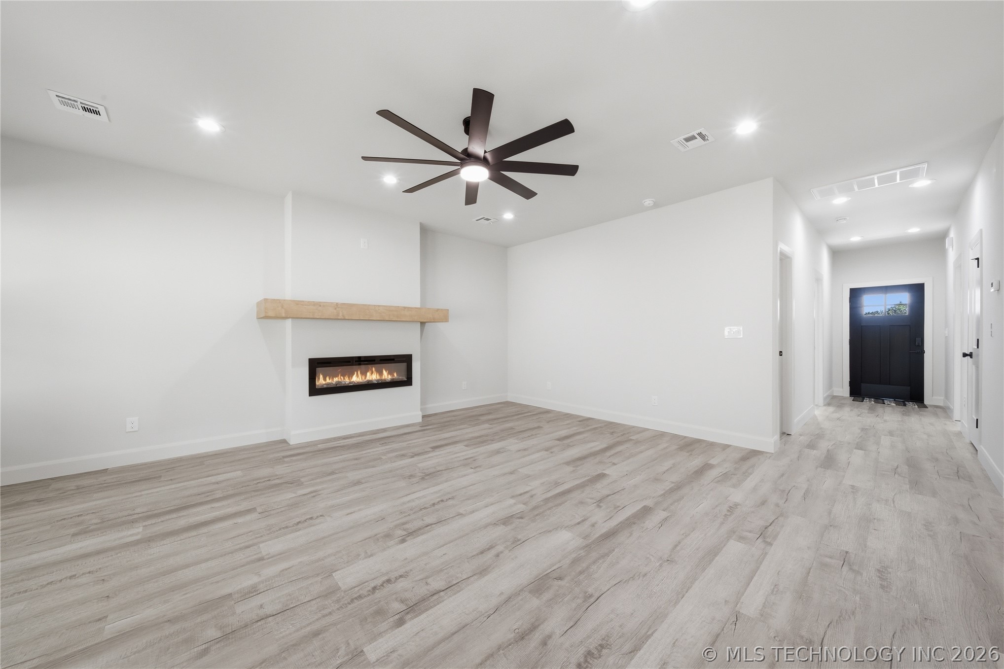 13835 E 27th Place E Property Photo 12