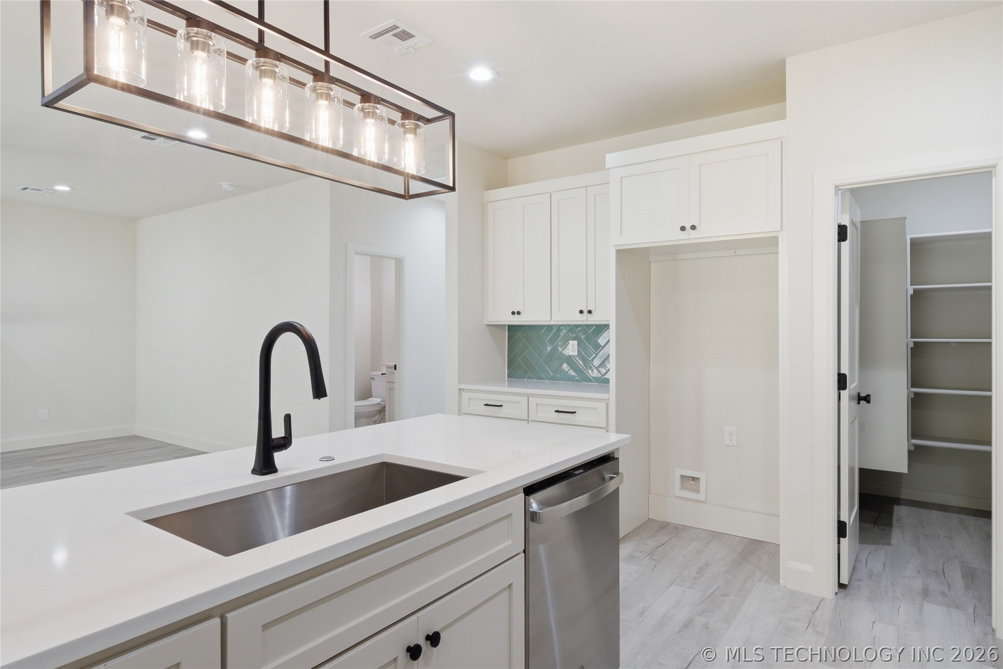 13835 E 27th Place E Property Photo 17
